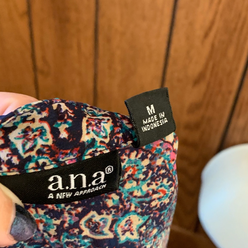 a.n.a patterned blouse - Picture 2 of 2